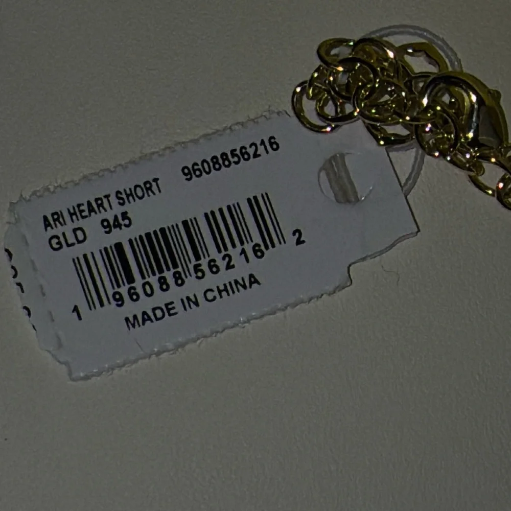 Kendra Scott Heart Necklace - Pink and Gold - Picture 3 of 5